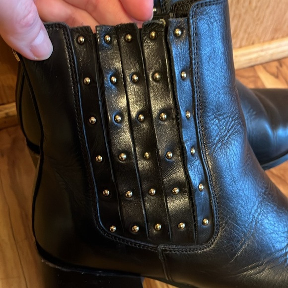 SECIL CHELSEA Black Leather Ankle Boots by CARVELA Carvela 7.5 pull on tall Chelsea Pointy Ankle Boots Booties Black Leather Studs